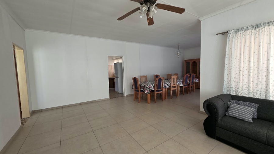 Commercial Property for Sale in Flamwood North West
